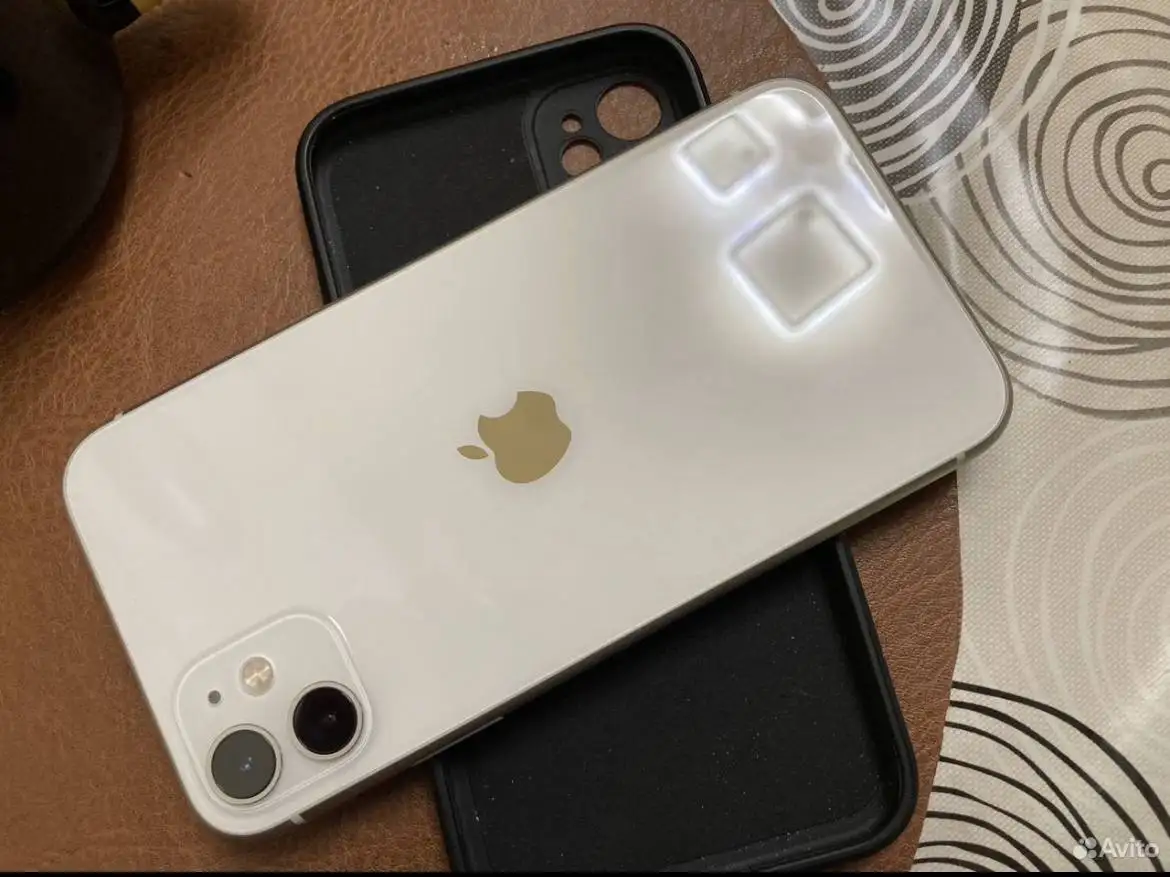 Продам iPhone 11 - Мобильные телефоны (Электроника) в Тверь