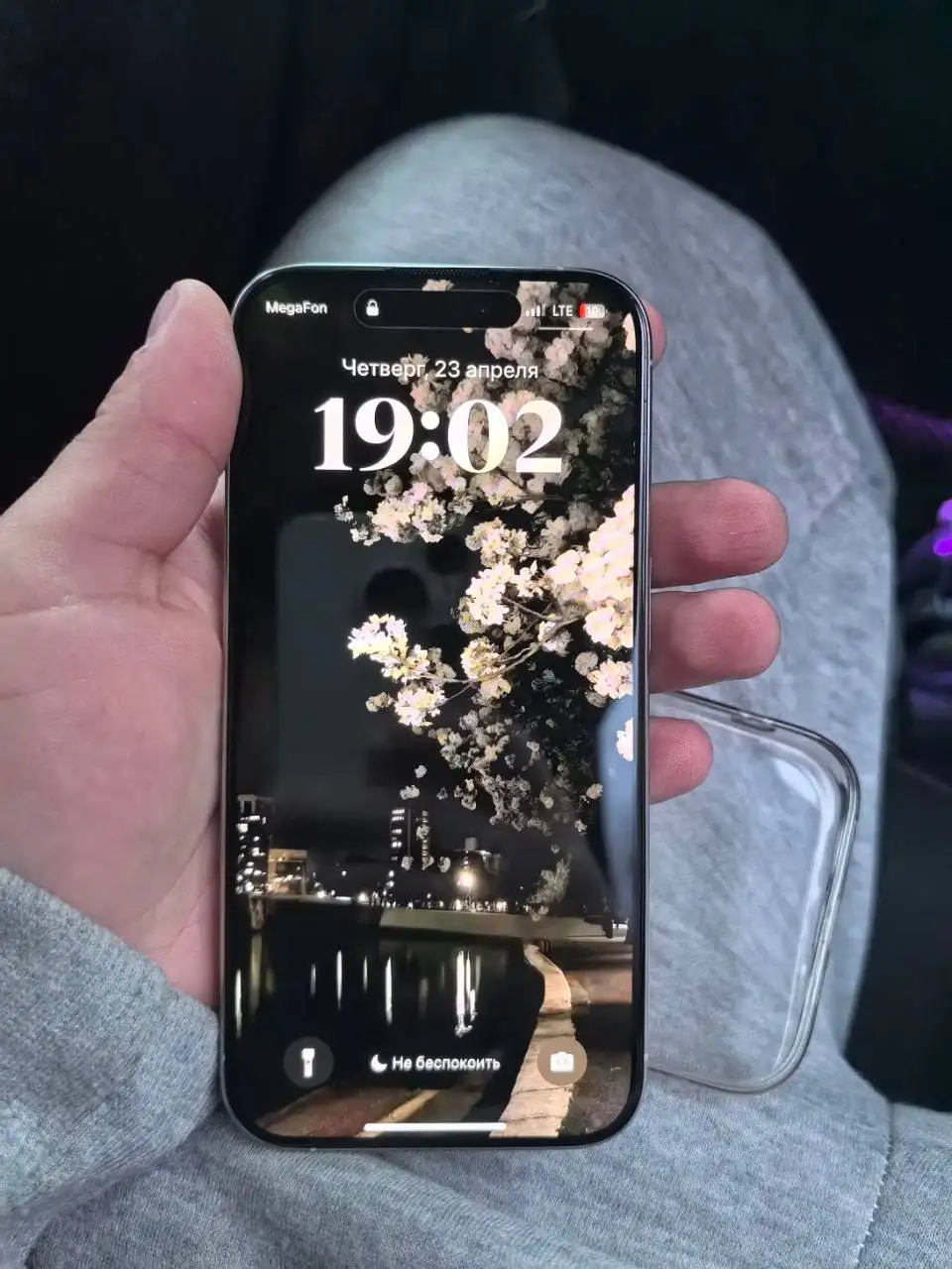 Продам iPhone 15 Pro - Смартфоны и телефоны (Электроника) в Тверь