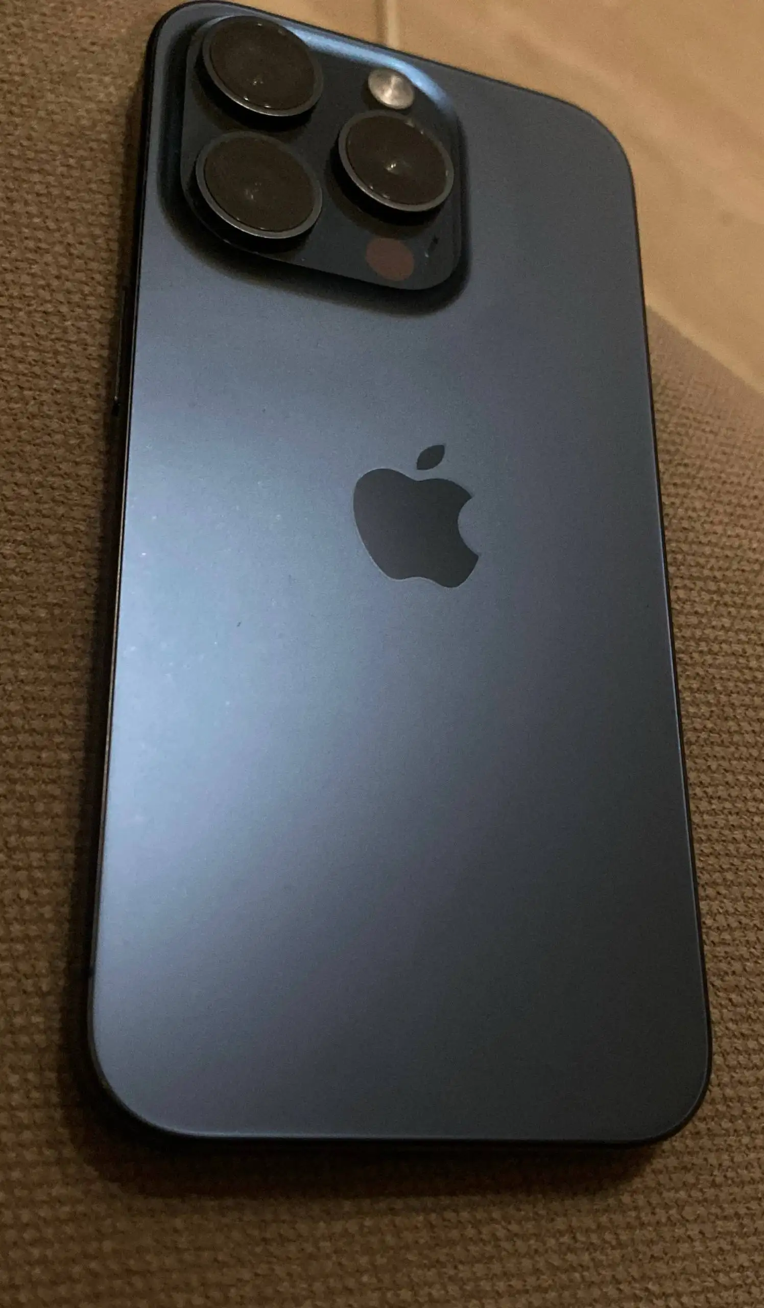iPhone 15 Pro 128GB - Телефоны и аксессуары (Электроника) в Тверь