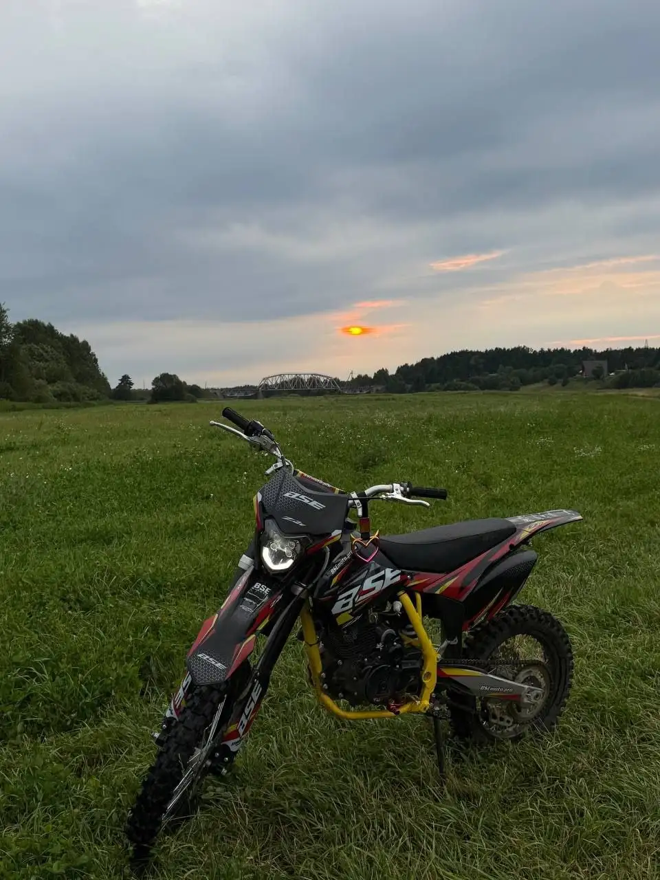 Продам мотоцикл, 250 куб.см, 30 м.ч. - Мотоциклы (Авто) в Тверь