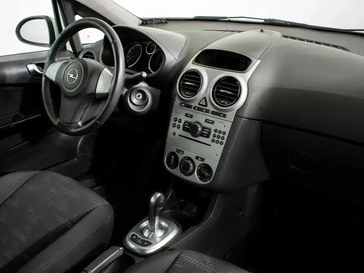 Opel Corsa 2011 120000 км - Легковые автомобили (Авто) в Тверь