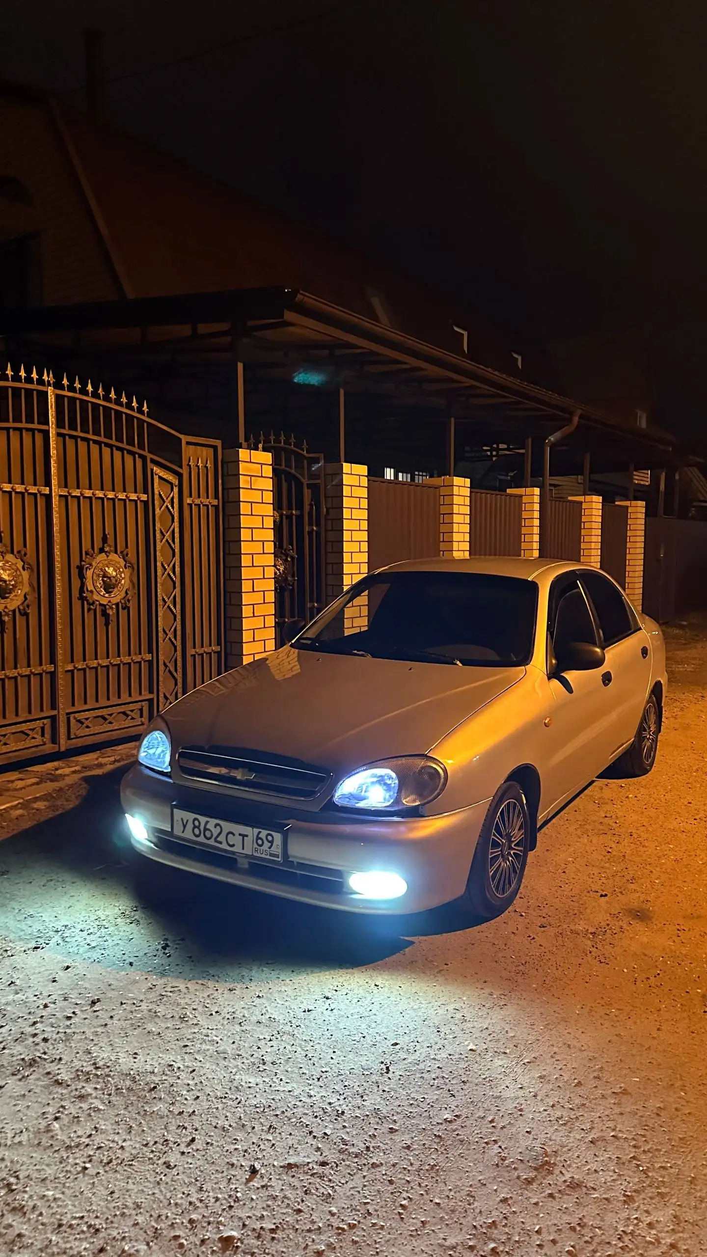 200₽ без воздуха 7 год - Запчасти (Авто) в Тверь