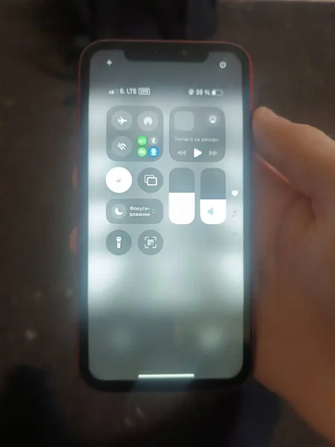 iPhone XR 64GB 75% battery - Стиральные машины в Тверь