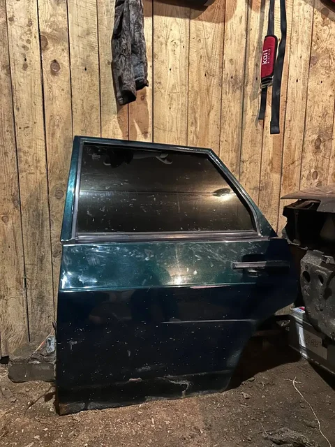 Продам заднюю левую дверь ВАЗ 21099 - Авто в Тверь