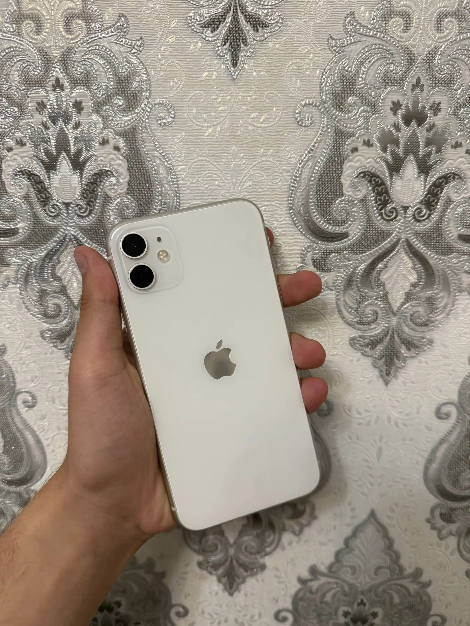Продам iPhone 11 64GB - Смартфоны и гаджеты (Электроника) в Тверь