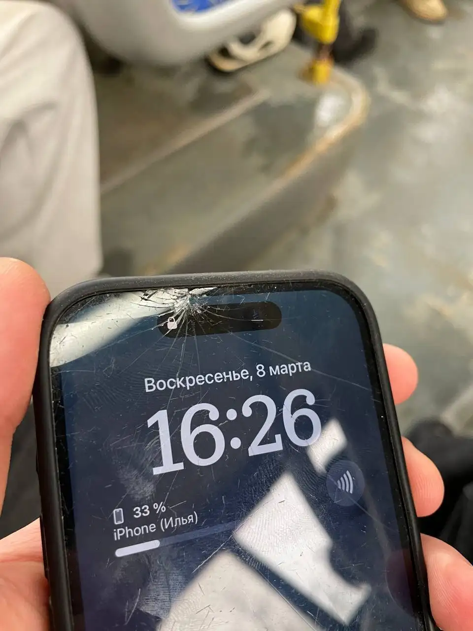 iPhone 14 Pro 128GB с разбитым дисплеем - Мобильные телефоны (Электроника) в Тверь