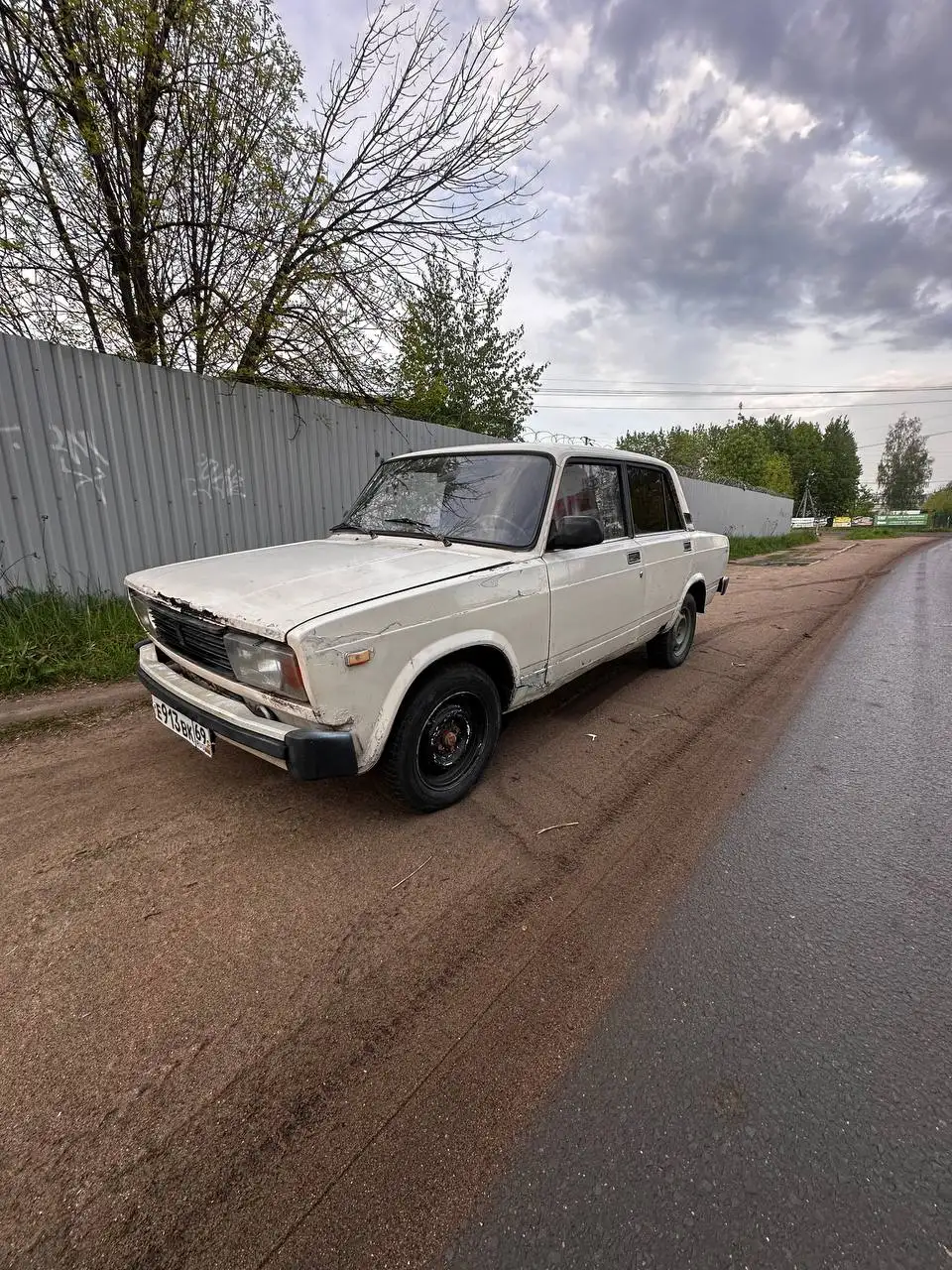 Автомобиль 1999 года на ходу - Легковые автомобили (Авто) в Тверь