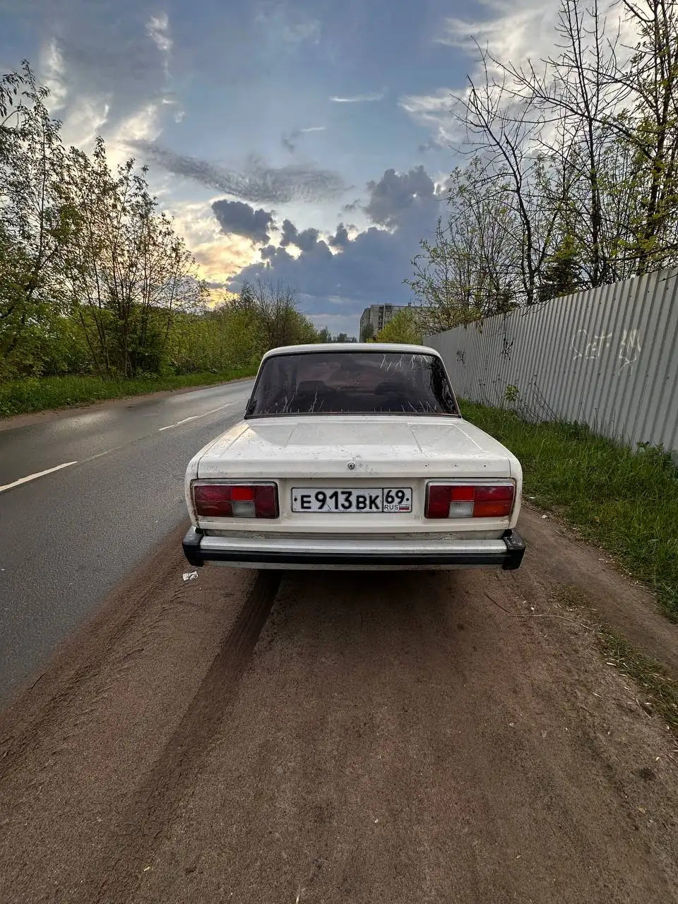 Автомобиль 1999 года на ходу - Легковые автомобили (Авто) в Тверь
