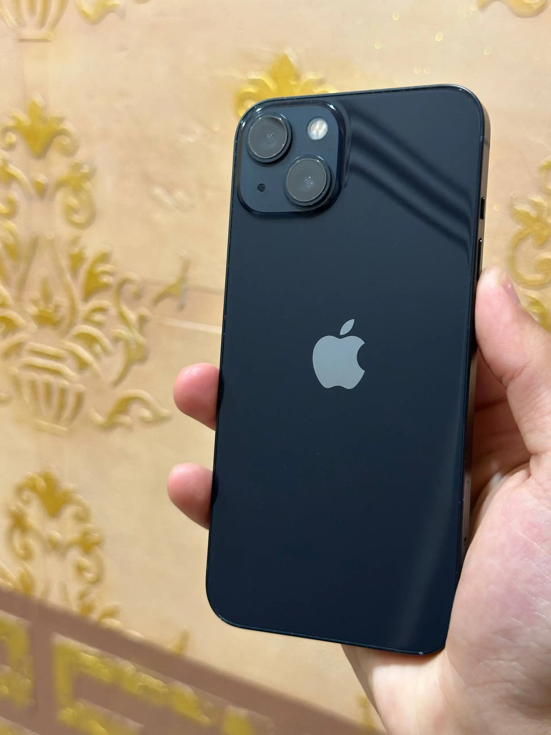 Продам iPhone 13 128GB - Смартфоны и гаджеты (Электроника) в Тверь