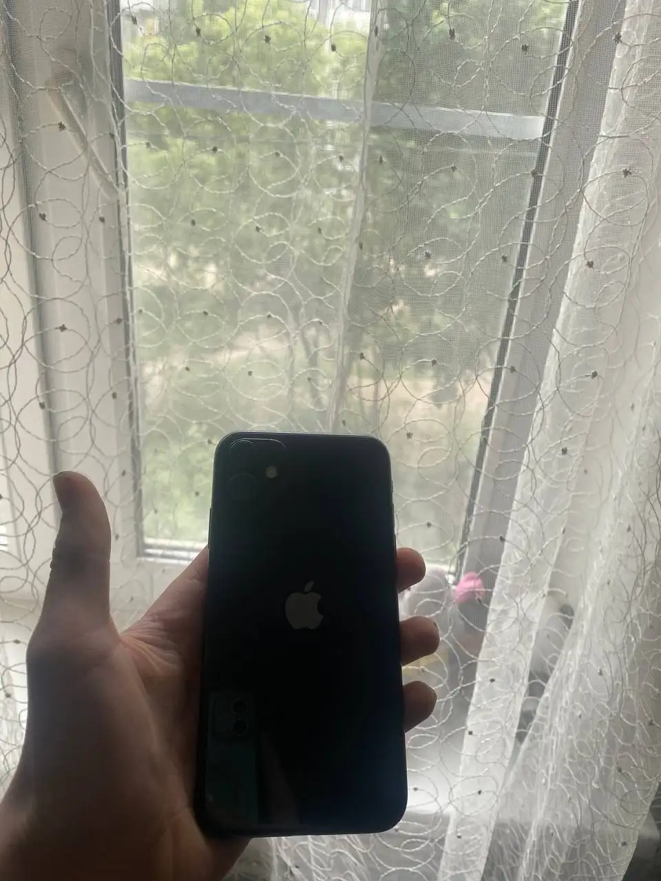 Продается iPhone 11 Black - Мобильные телефоны (Электроника) в Тверь