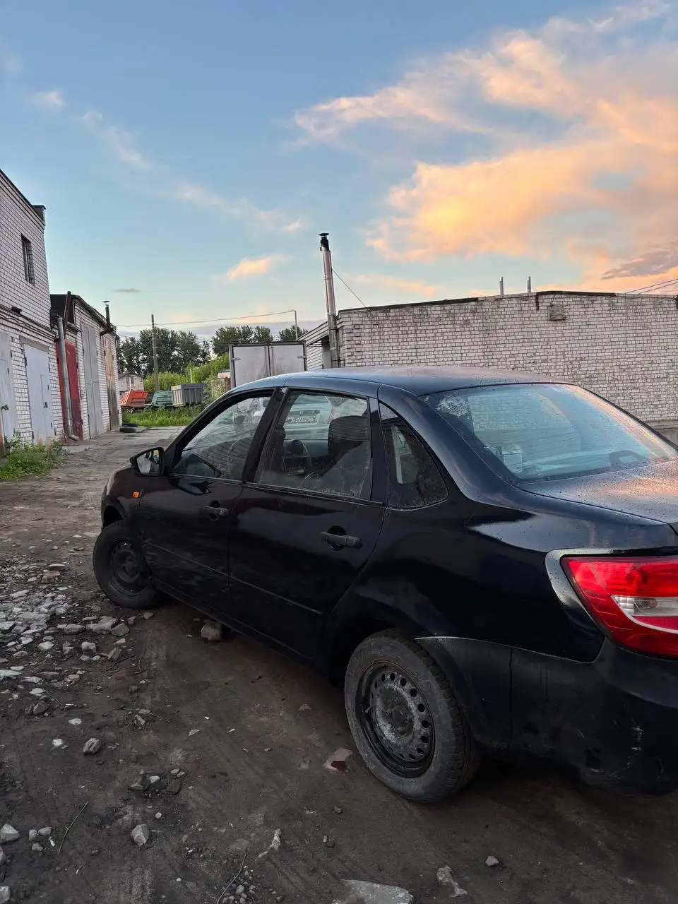 Лада Гранта 2012 - Легковые автомобили (Авто) в Тверь