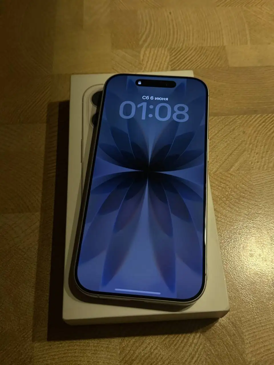 Продам iPhone 17 и iPhone 16 Pro Max - Смартфоны (Электроника) в Тверь