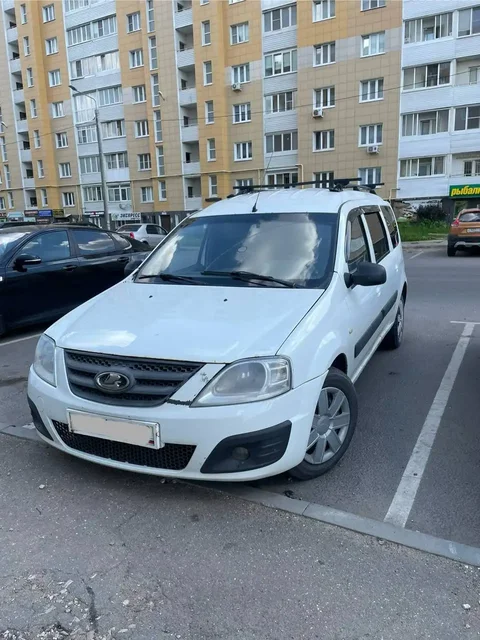 Лада Ларгус 2013 г. - Б/у авто в Тверь