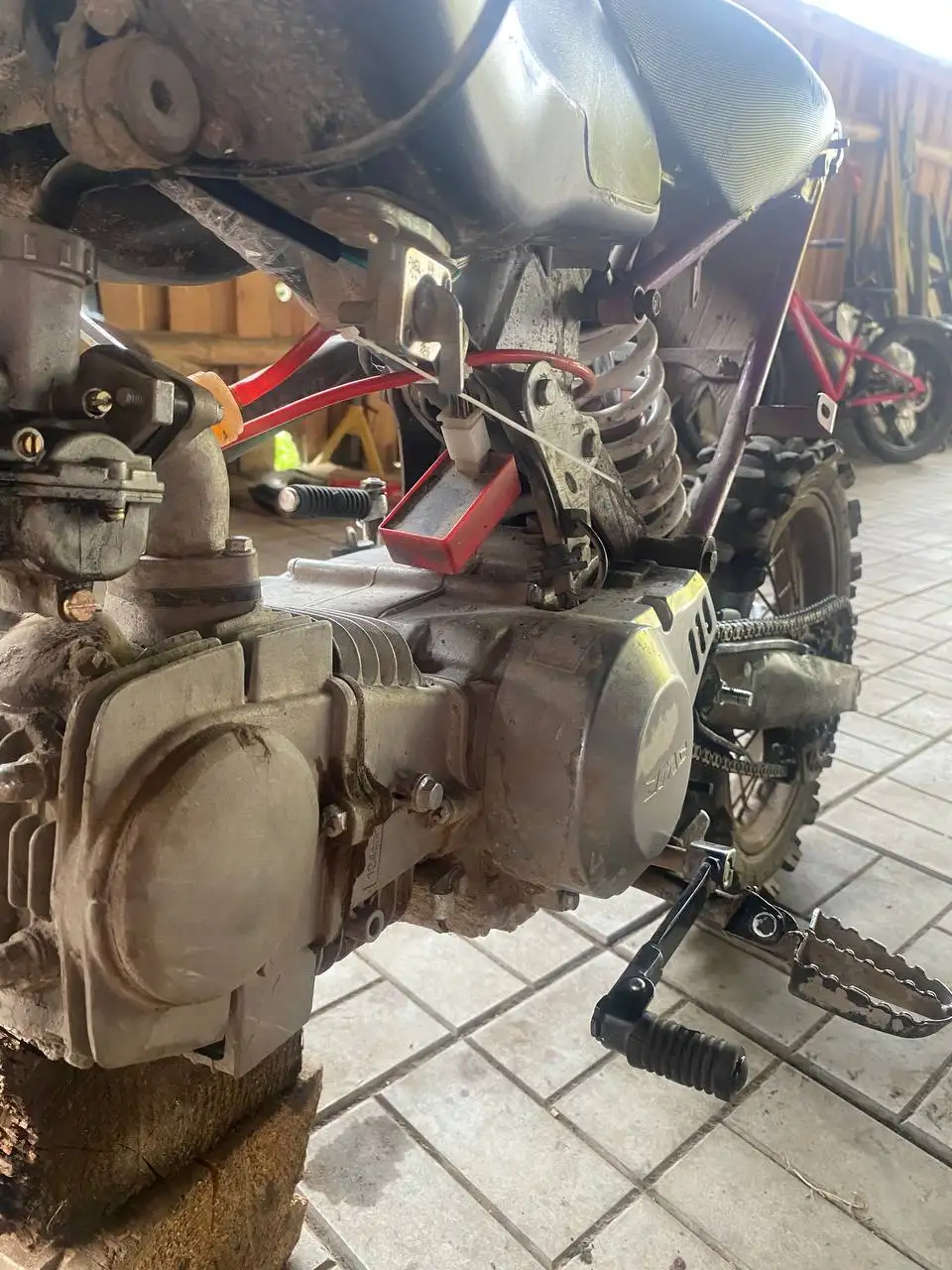 Suzuki RM или мотоцикл (стрит-байк). Нужна дополнительная информация для уточнения - Запчасти и аксессуары в Тверь