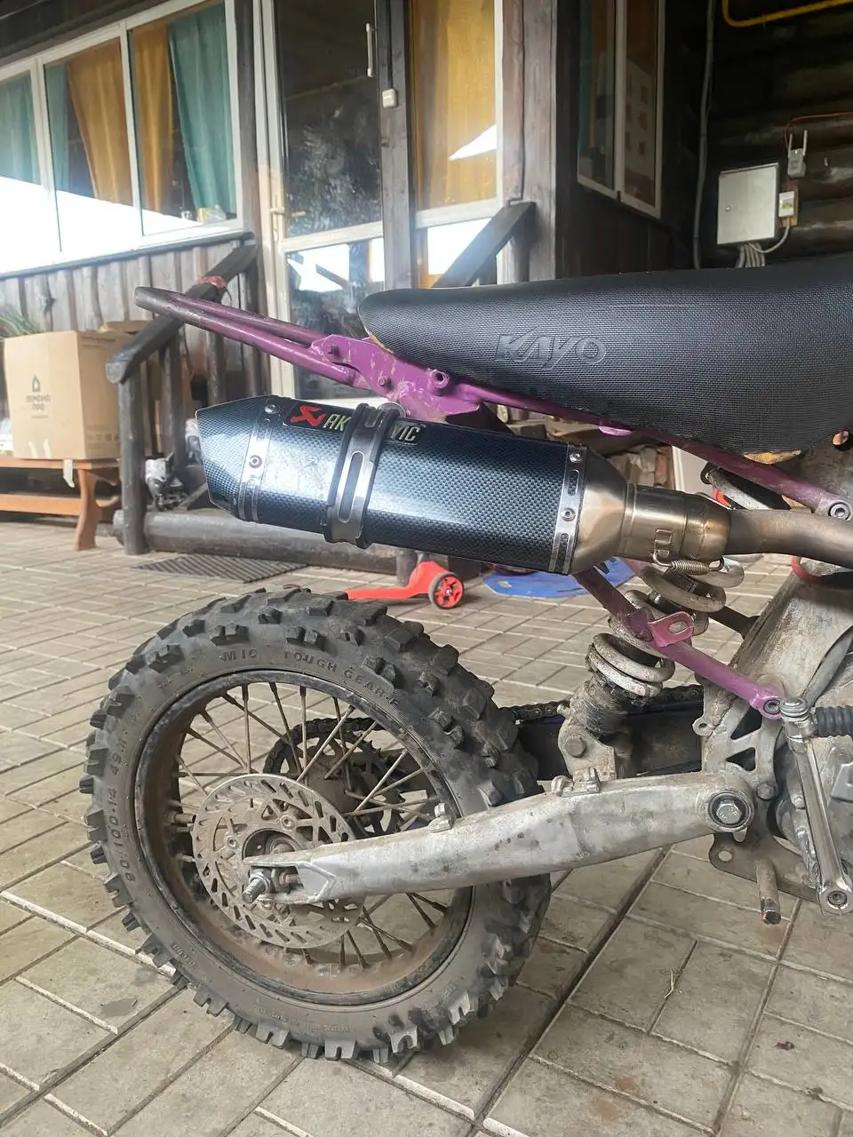 Suzuki RM или мотоцикл (стрит-байк). Нужна дополнительная информация для уточнения - Мотоциклы и мототехника (Авто) в Тверь