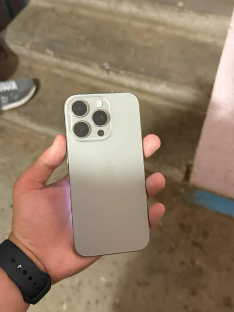 iPhone 16 Pro 128GB - Барахолка в Тверь
