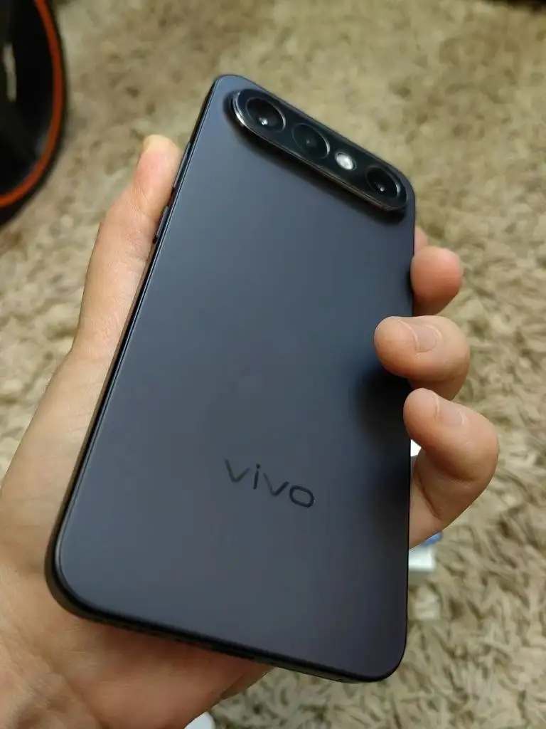 Продаю Vivo S50 Pro Mini - Электроника в Тверь