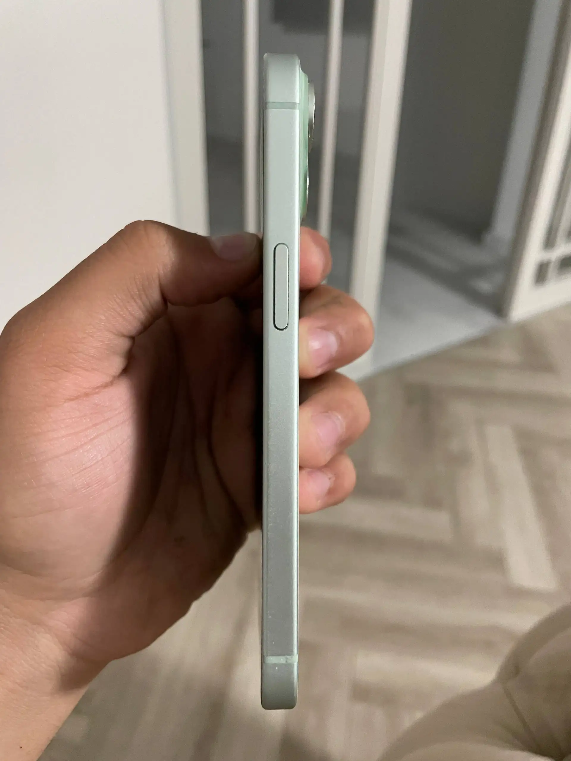 Продам iPhone 15 256GB - Мобильные телефоны (Электроника) в Тверь
