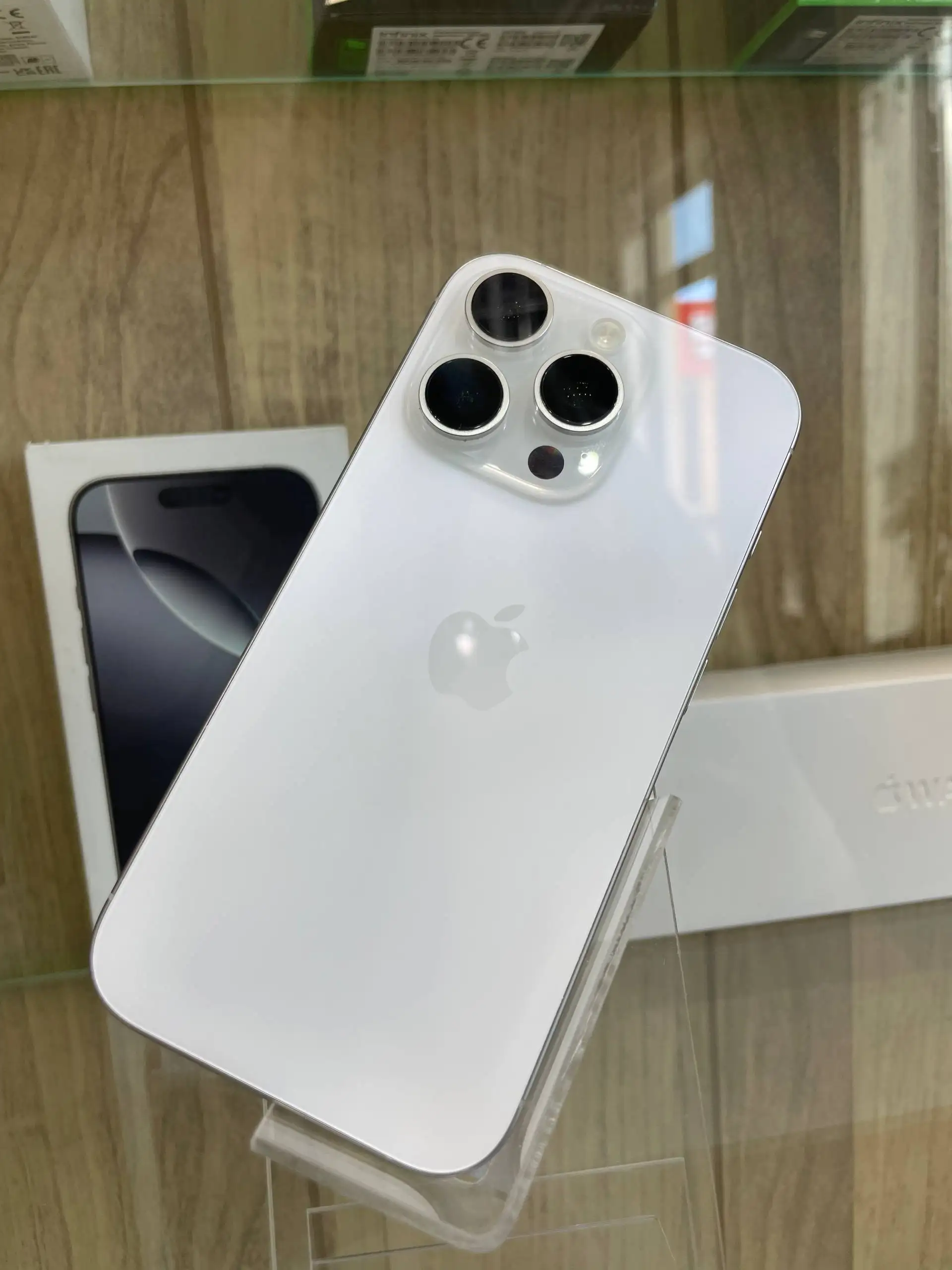 iPhone 16 Pro 256GB - Телефоны (Электроника) в Тверь