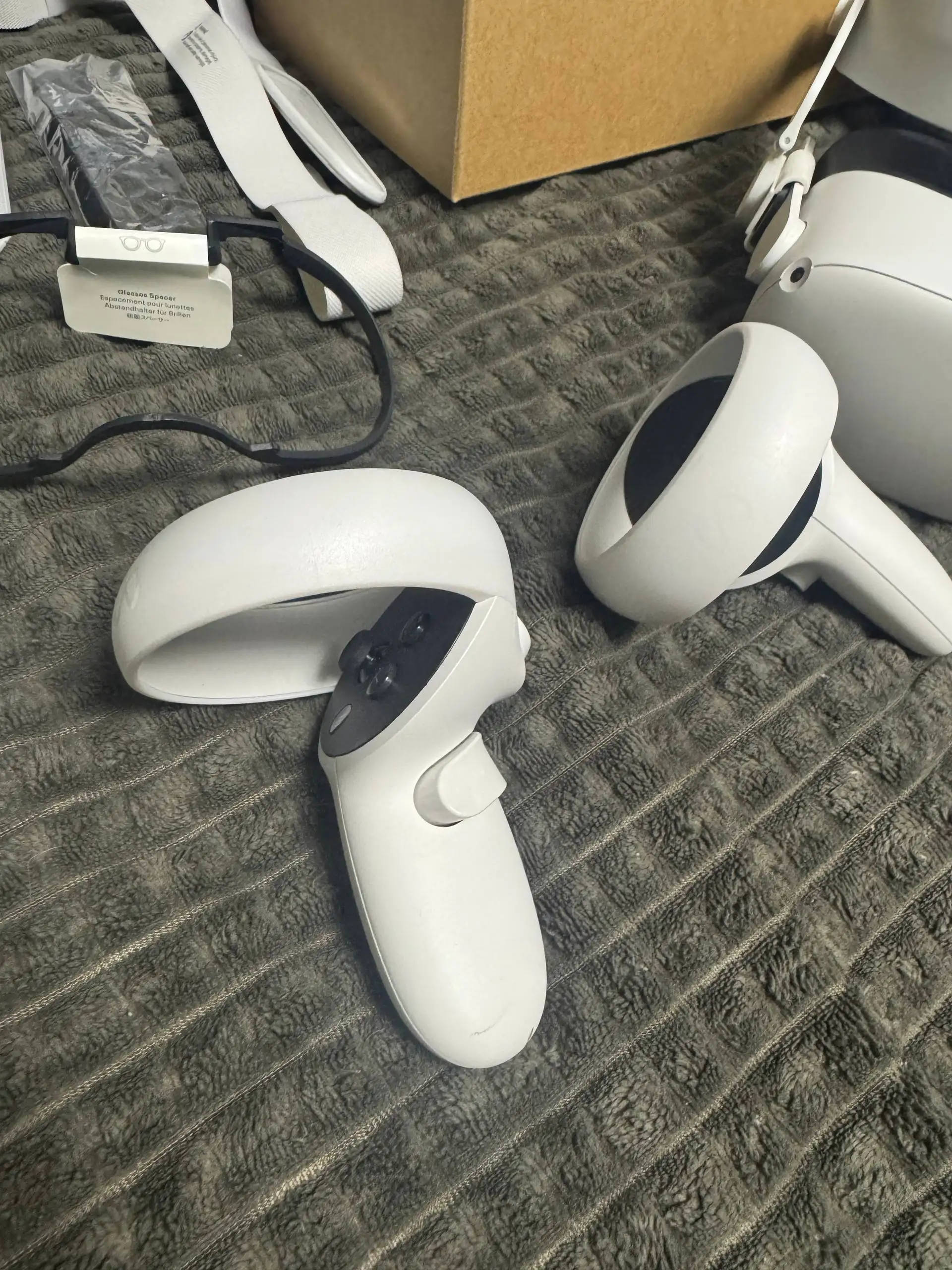 VR очки Oculus Quest 2 128GB - VR-гарнитуры (Электроника) в Тверь