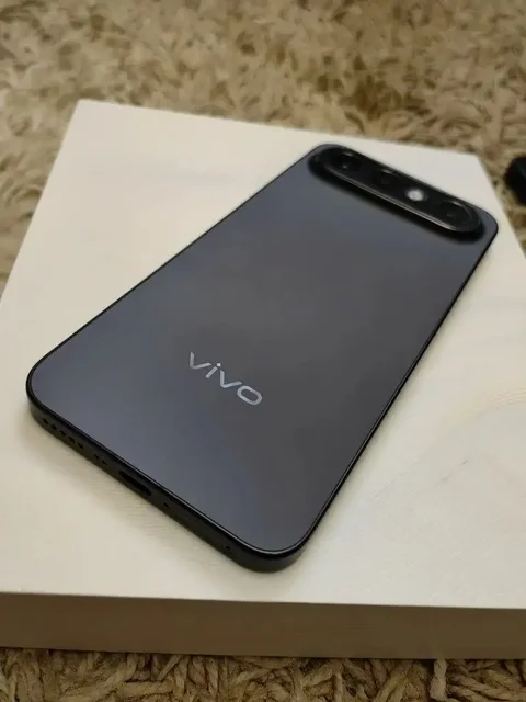 Продам Vivo S50 Pro Mini 12/256GB - частное объявление в Тверь