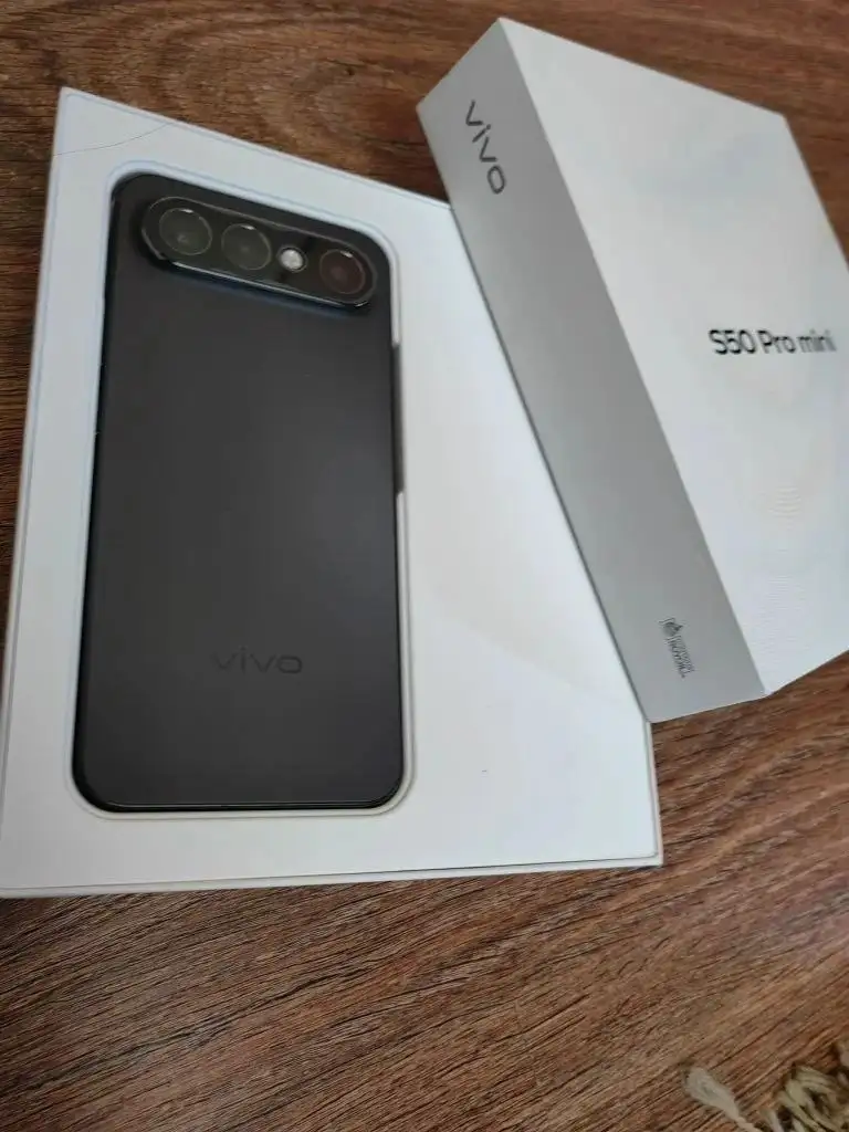 Продам Vivo S50 Pro Mini 12/256GB - Смартфоны (Электроника) в Тверь