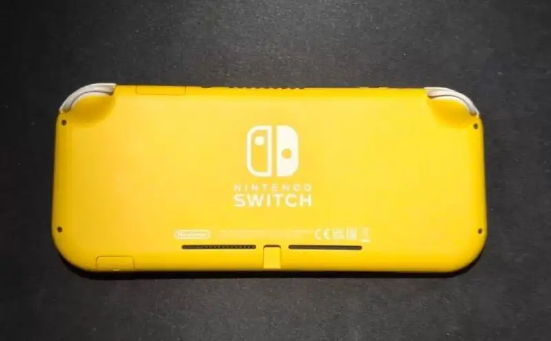 Продам Nintendo Switch Lite прошитую - Игровые приставки (Электроника) в Тверь