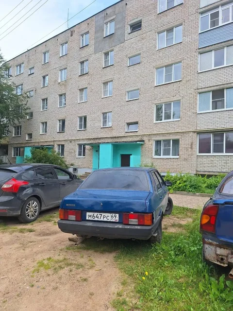 Toyota 2000г, полный ход, кузов бомба - частное объявление в Лихославль