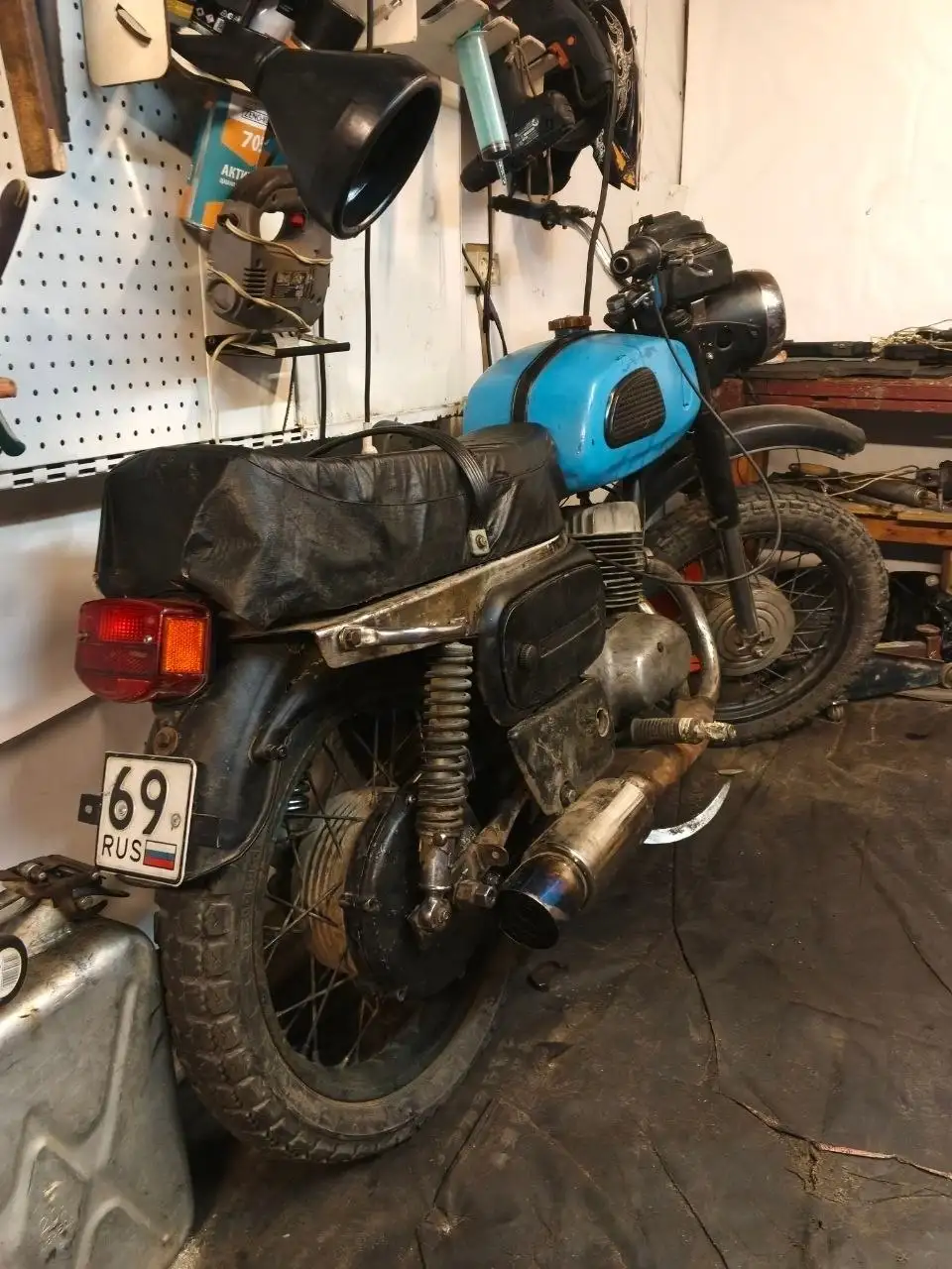 Лодочный мотор Suzuki DT 30 1987 года - Запчасти (Авто) в Тверь