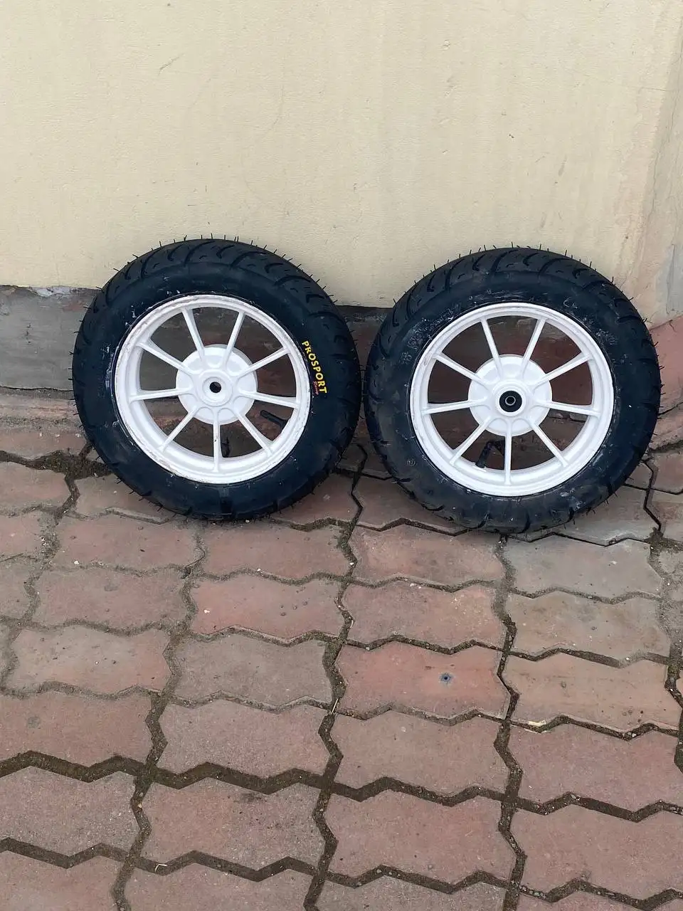 Продам диски под барабан на Дио - Запчасти (Авто) в Тверь
