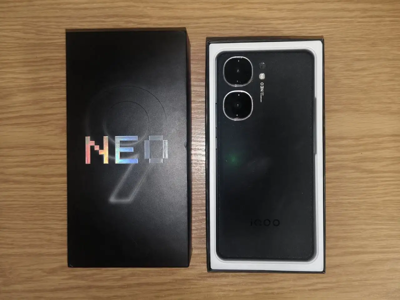 vivo IQOO Neo 9SP+ 256GB - Смартфоны (Электроника) в Тверь