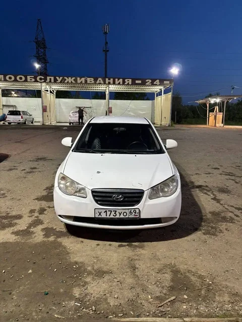 Hyundai Elantra 2008 - Легковые автомобили в Тверь
