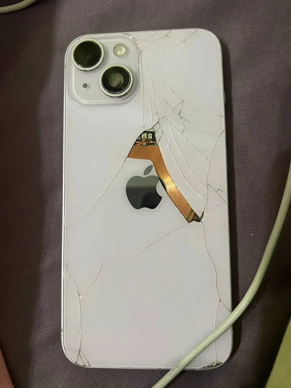 Продажа iPhone 14 128GB с дефектами - Электроника в Тверь