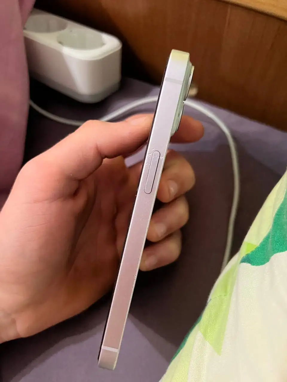 Продажа iPhone 14 128GB с дефектами - Электроника в Тверь
