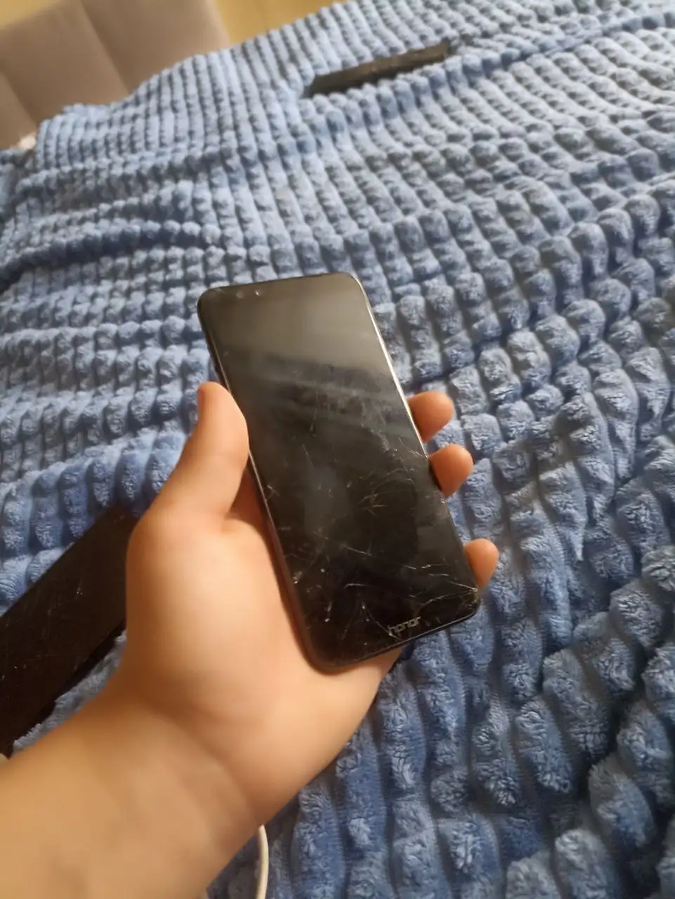 Продам iPhone X (нужны крышка и экран) и куплю Honor (без задней крышки и с разбитым экраном) - Мобильные телефоны (Электроника) в Тверь