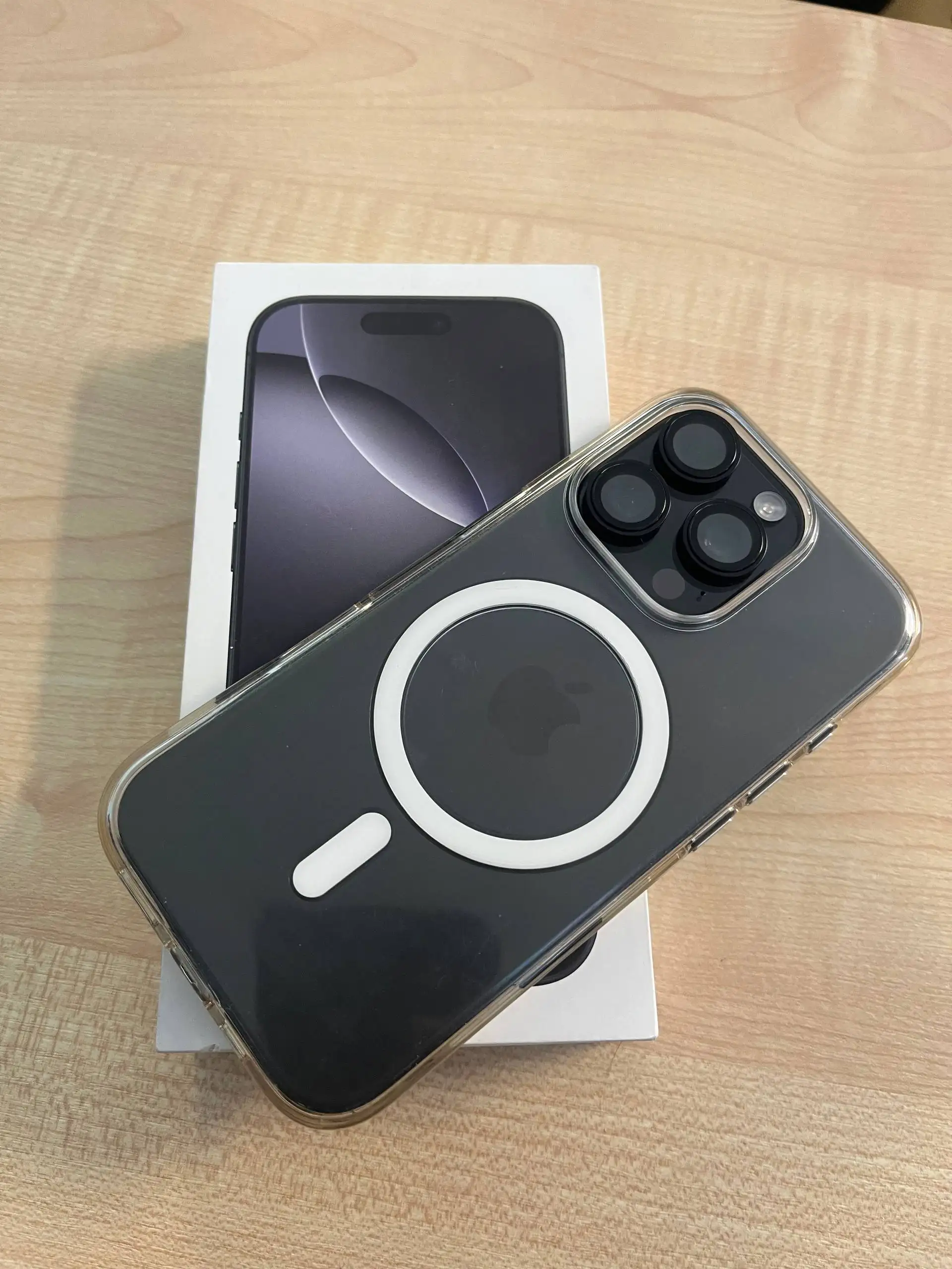 Обмен IPhone 16 Pro 128гб на IPhone 17 Pro/Pro Max - Смартфоны и телефоны (Электроника) в Тверь