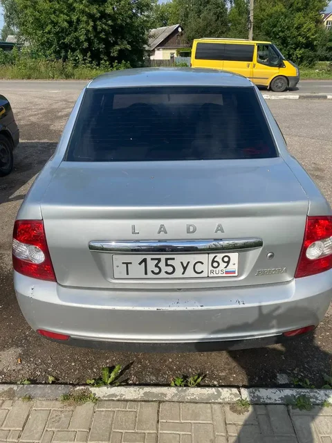Продажа автомобиля 2009 - Легковые автомобили в Тверь