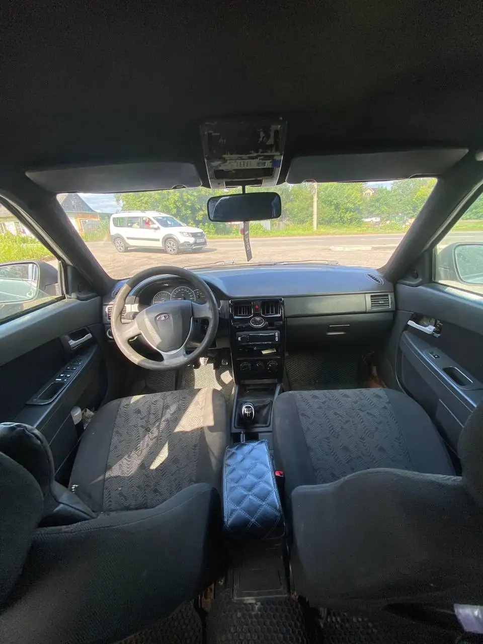 Продажа автомобиля 2009 - Легковые автомобили (Авто) в Тверь