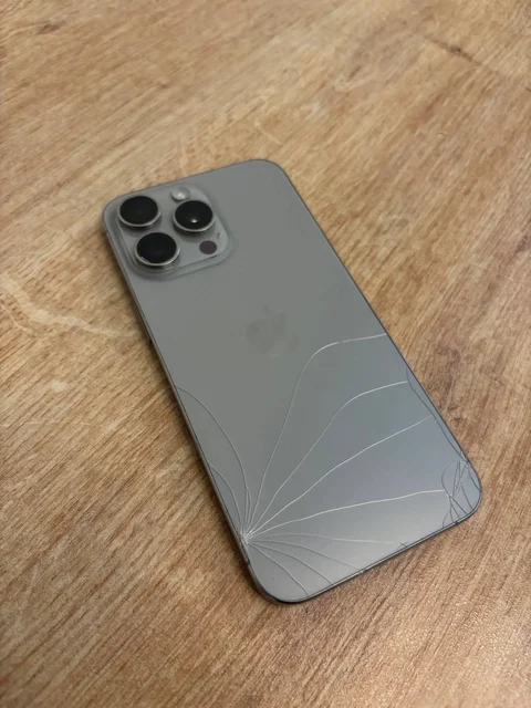 Продам iPhone 15 Pro Max 256GB - Телефоны в Тверь