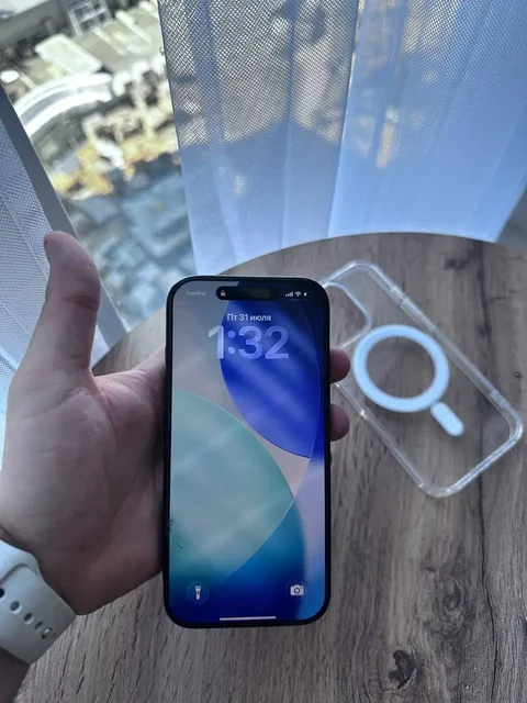 Продам iPhone 16 Pro 128 ГБ в Твери - Телефоны в Тверь