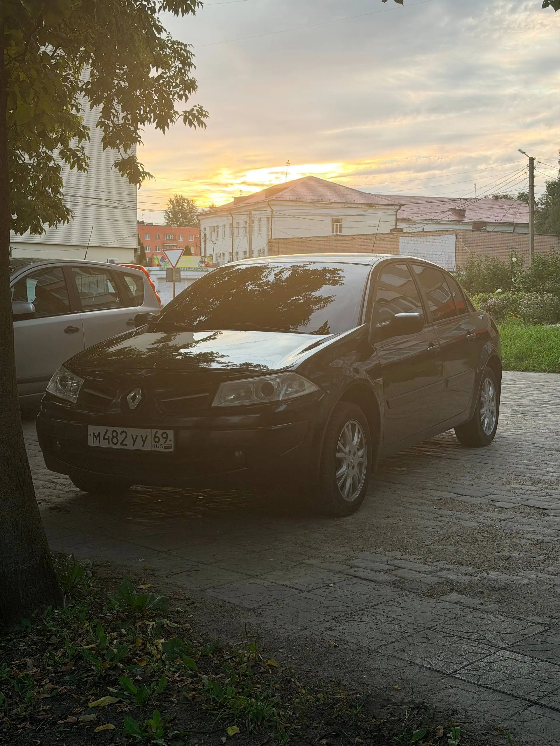 Продам Megan 2 рестайлинг 1.6 автомат - Барахолка в Тверь