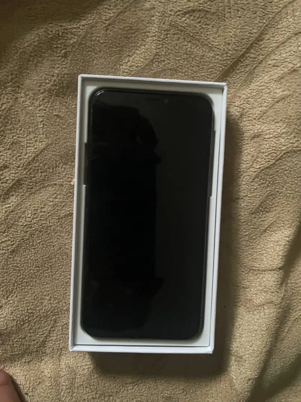 Продам заблокированный iPhone XS - Мобильные телефоны и аксессуары (Электроника) в Тверь