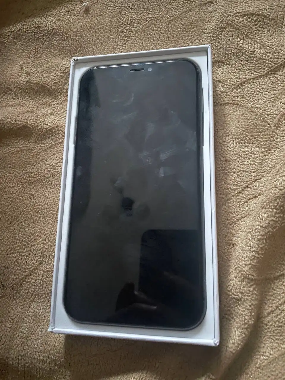 Продам заблокированный iPhone XS - Мобильные телефоны и аксессуары (Электроника) в Тверь