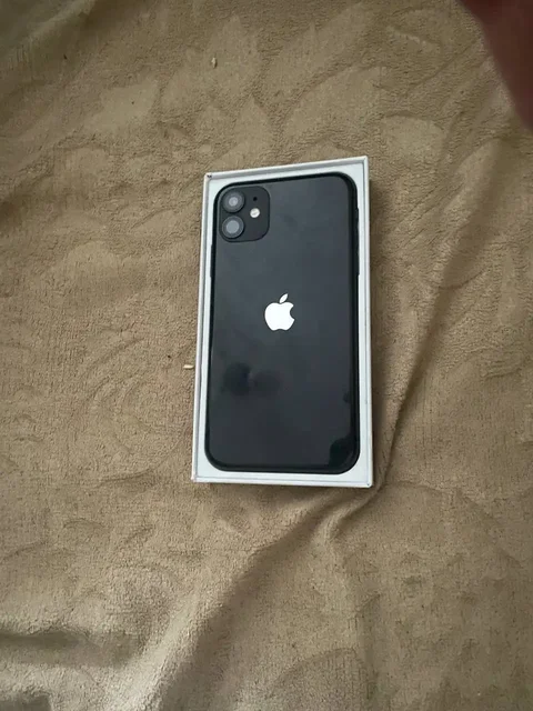 Продам iPhone 11 не включается - Телефоны в Тверь