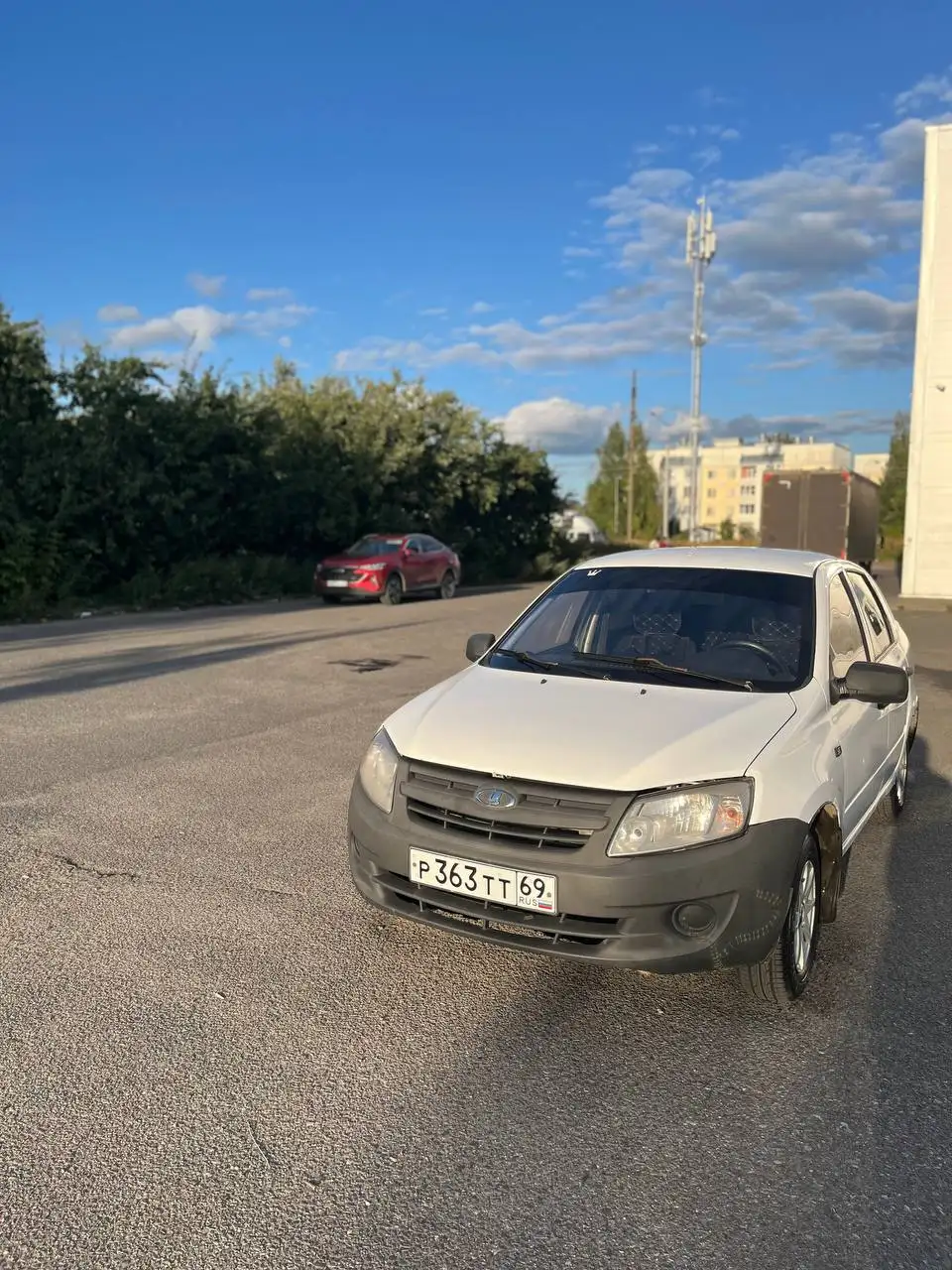Лада Гранта 2013 в хорошем состоянии - Легковые автомобили (Авто) в Тверь