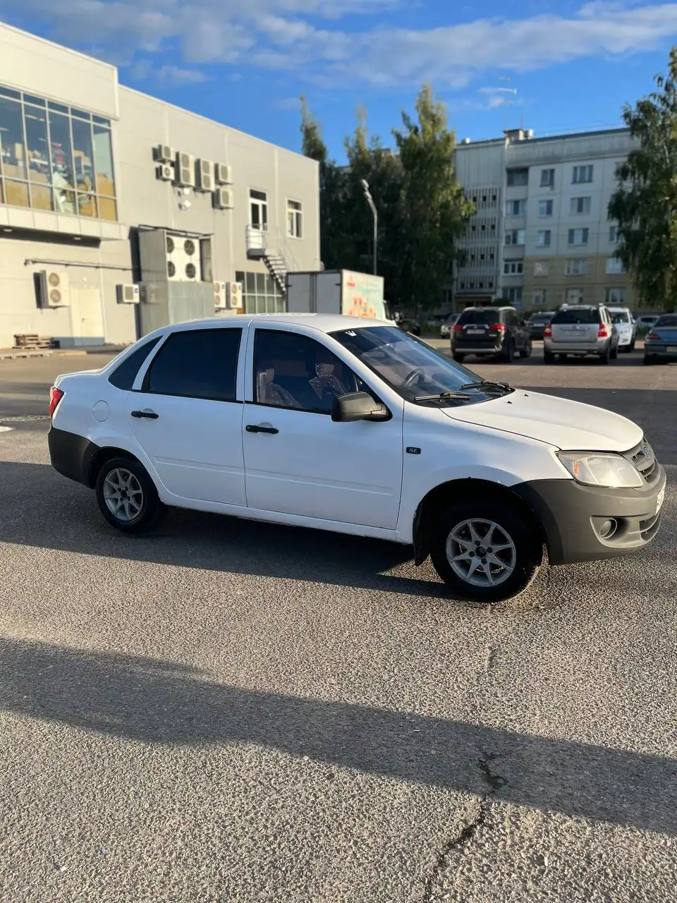 Лада Гранта 2013 в хорошем состоянии - Легковые автомобили (Авто) в Тверь