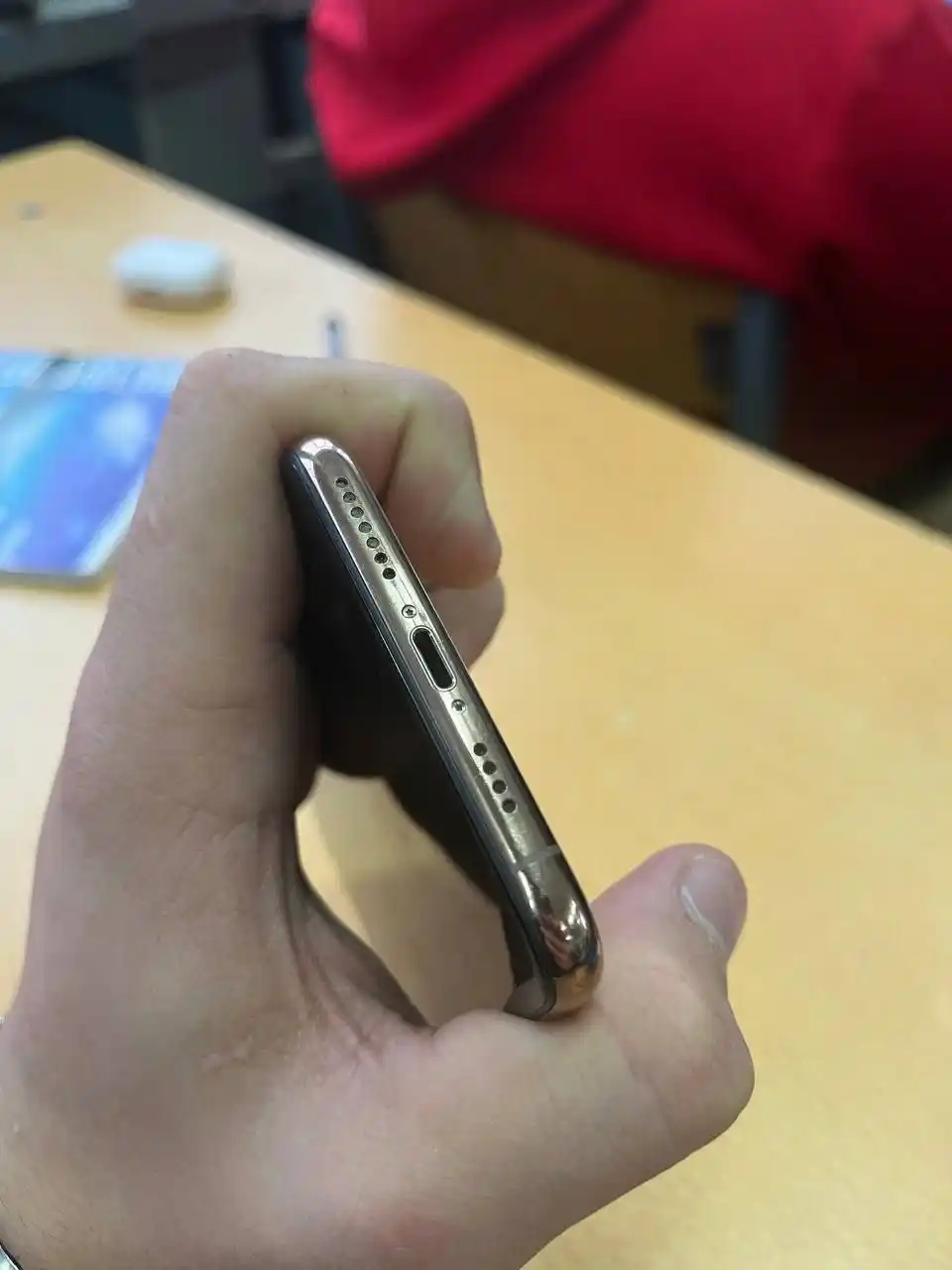 Продам айфон хс мах 256гигов