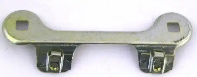 Поиск кроштейна заднего дворника ВАЗ 2108