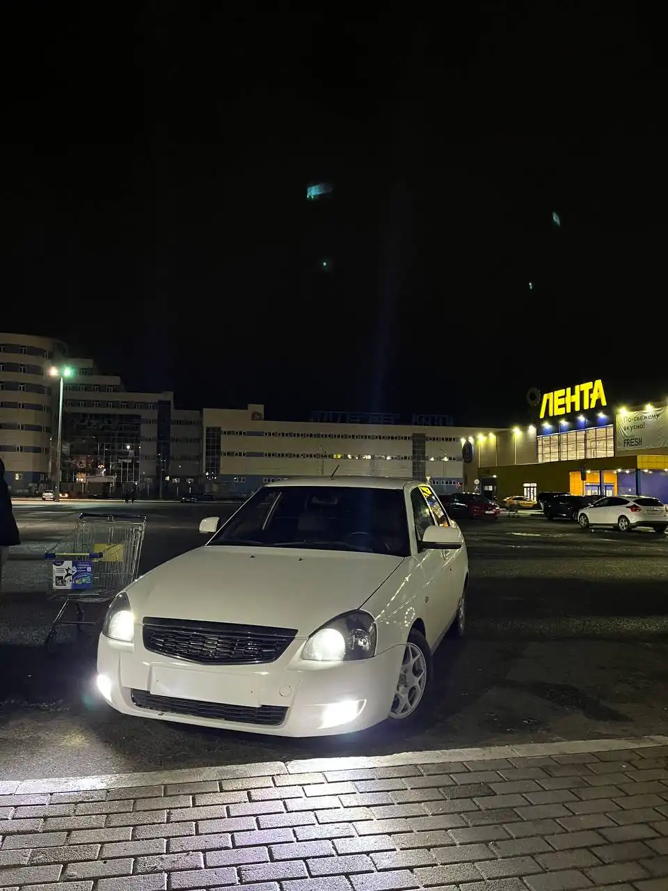 Продам Приору 2013 года