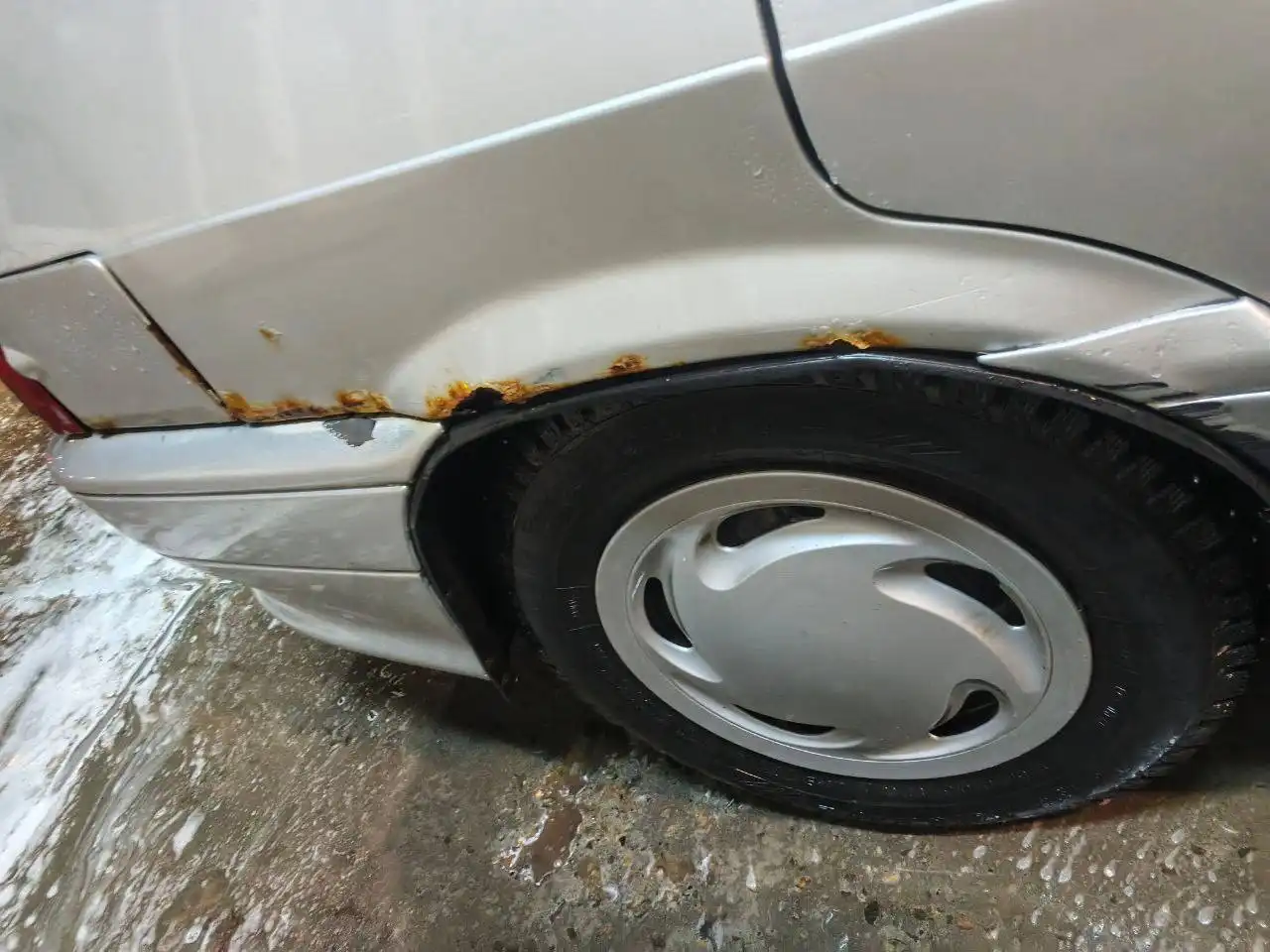 Обмен автомобиля 2004 года в Твери